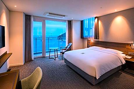 Ocean Suite With Terrace