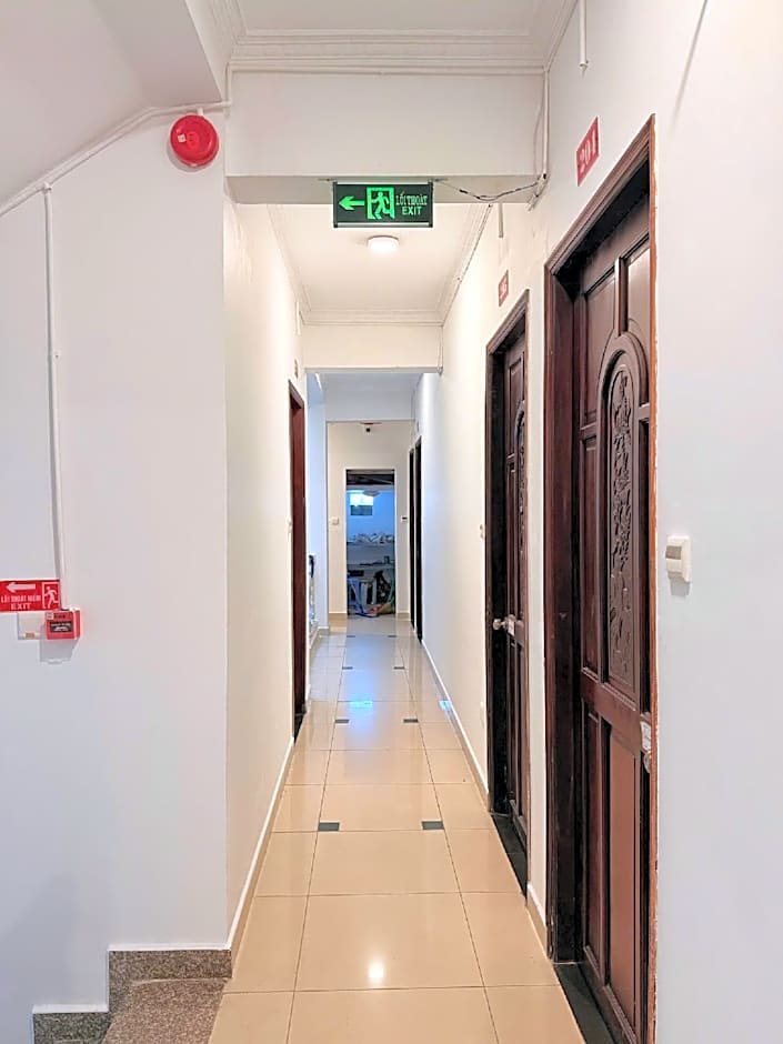 GRAD Hong Tam Hotel - Binh Tan