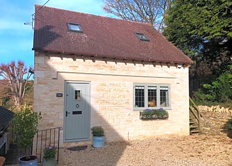 Cotswold Lodge