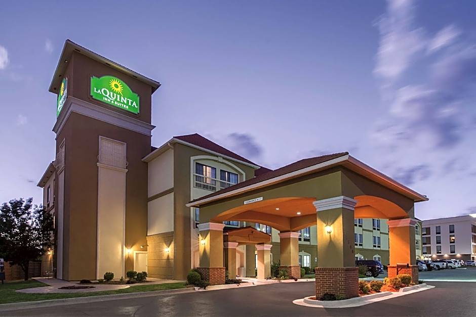 La Quinta Inn & Suites by Wyndham Oklahoma City Yukon