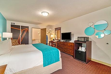 Queen Room - Mobility Access/Non-Smoking