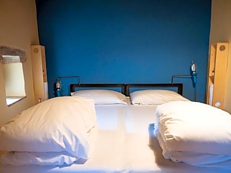 Bed in 4-Bed Dormitory Room