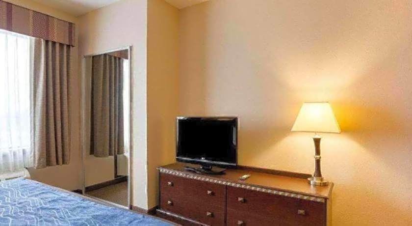 Comfort Inn & Suites Winnie