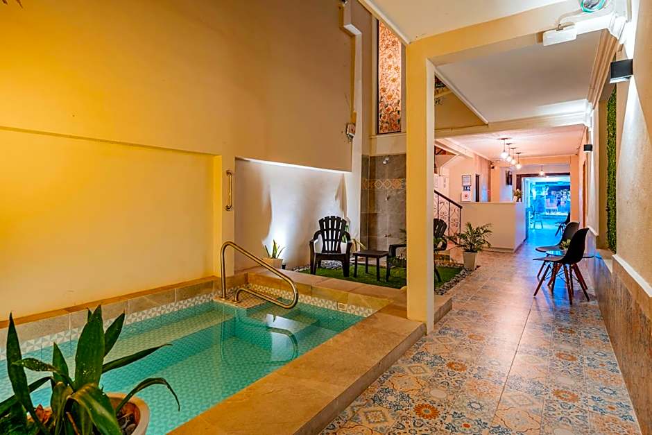 Hotel Brisas 5a AV, Playa del Carmen