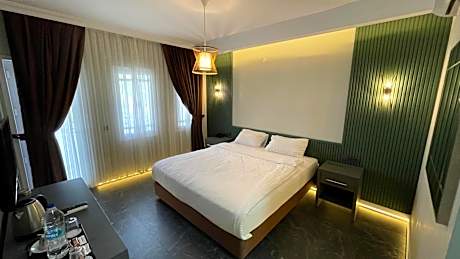 Deluxe Double Room with Sea View