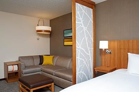 Queen Room with Two Queen Beds, Sofa Bed and Accessible Tub