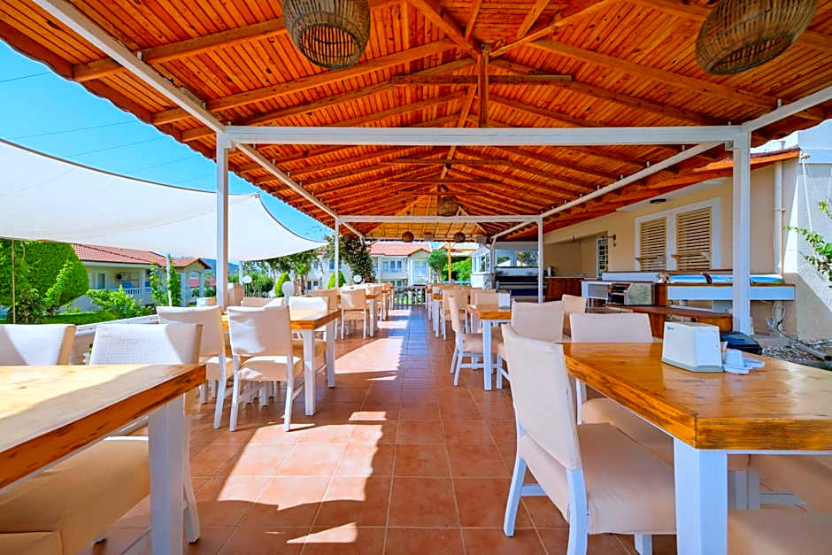 Larimar Suite Hotel
