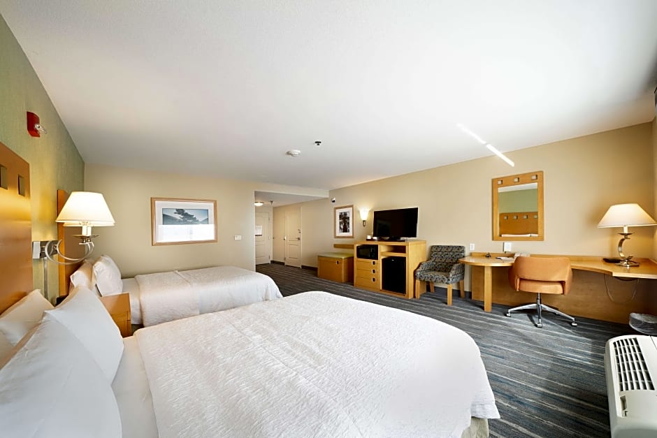 Photo 1 of 3 of 2 Queen Beds, Hearing/Mobility Accessible, Bathtub