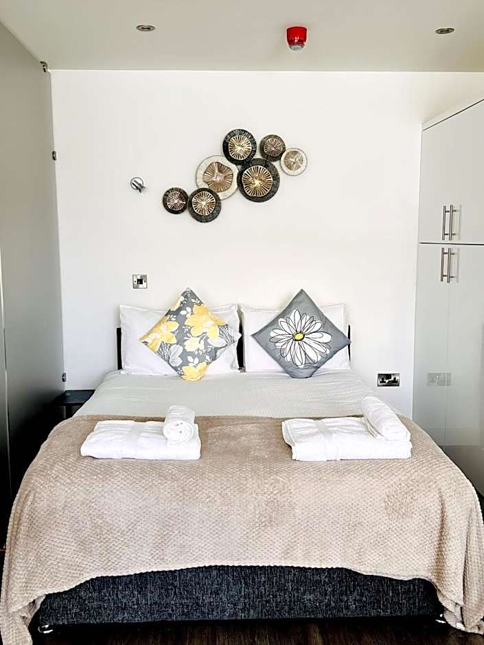 Fox House Studios, City centre Aparthotel