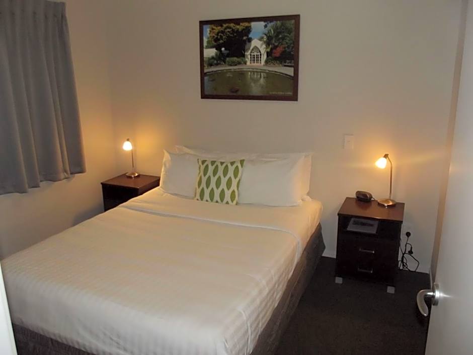 Arena Court Motel