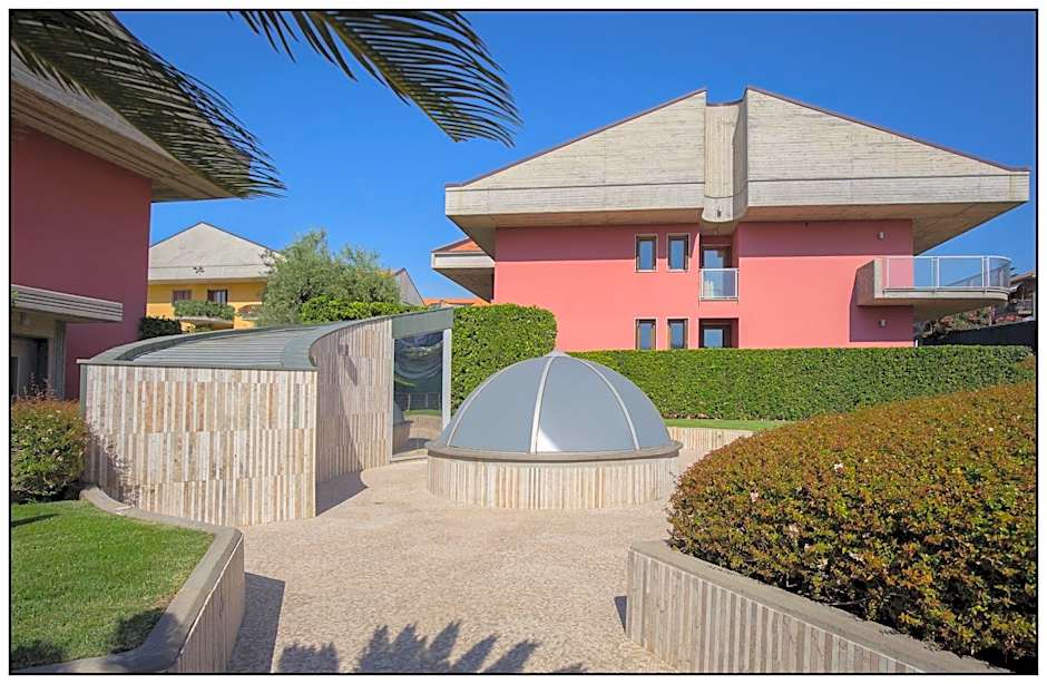 Catania Hills Residence