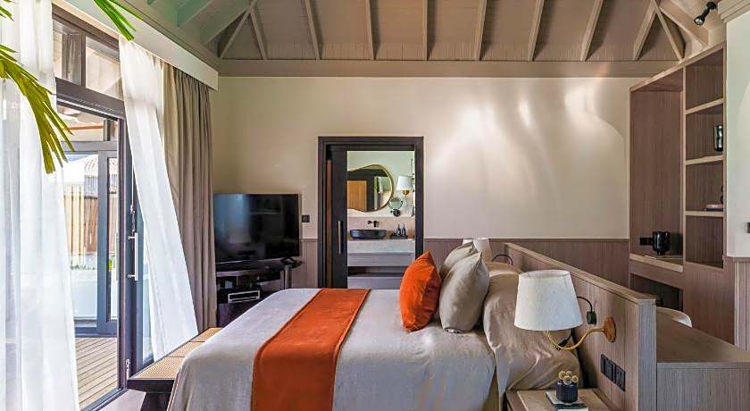 Sun Siyam Iru Fushi - Free Transfer for two with minimum 7 nights stay