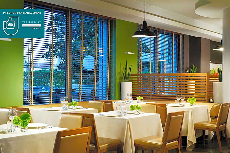 UNA Hotels The One Milano Hotel & Residence