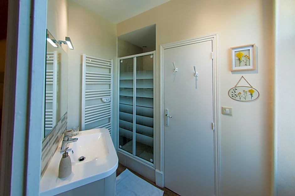 Au Puy Des Vérités