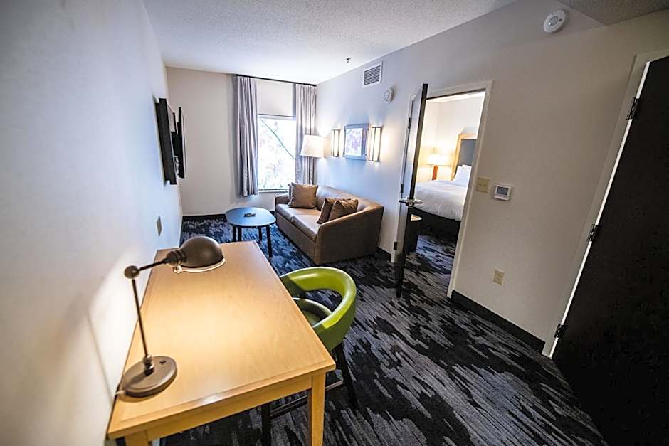Fairfield Inn & Suites by Marriott Washington Casino Area