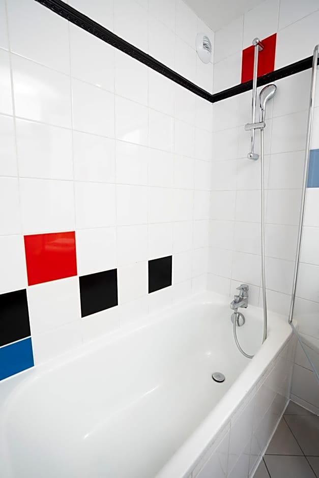 Hotel Du Mont Dore Batignolles