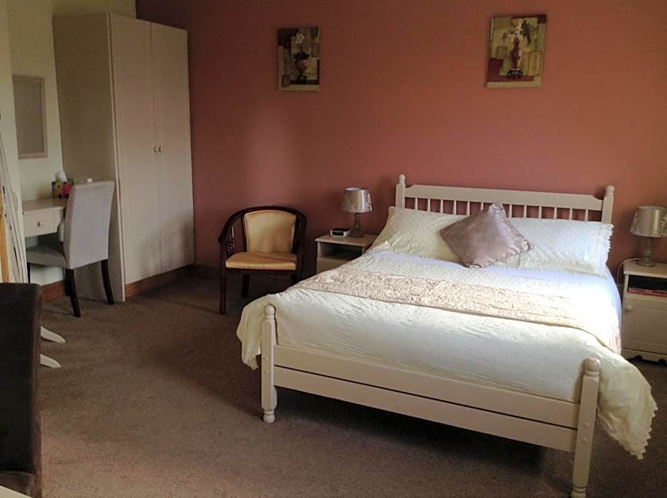 Deerpark Manor Bed and Breakfast