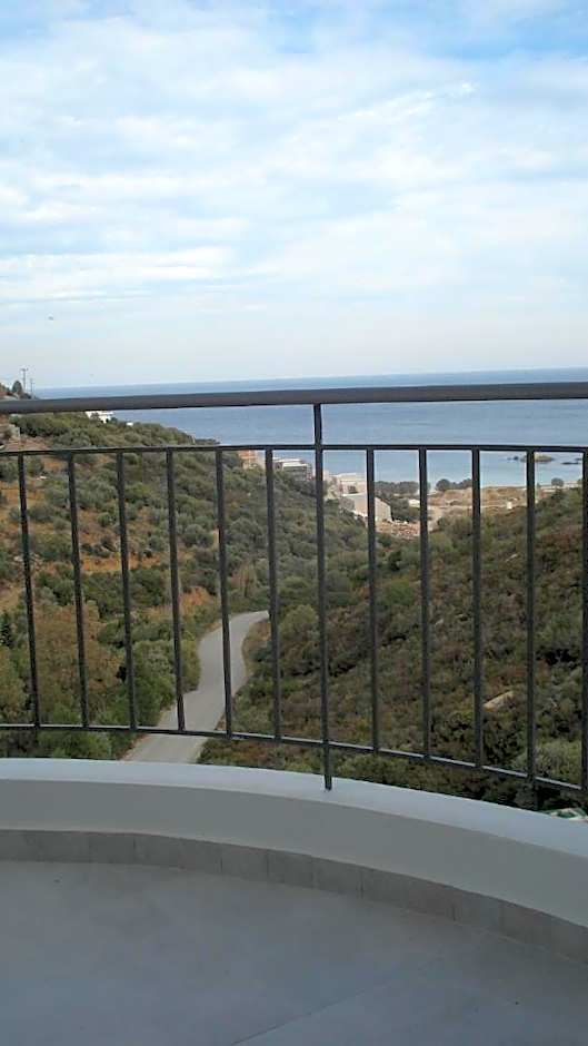 Heliopetra Sea View Studios