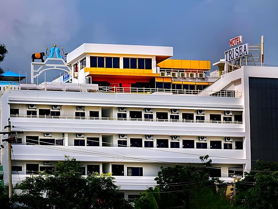 Hotel Tri Sea
