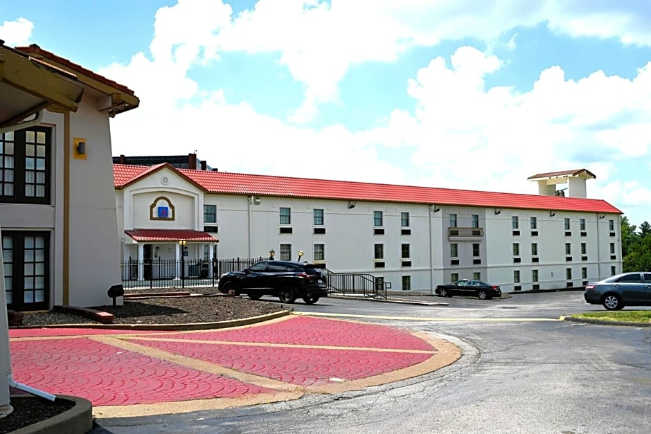 Motel 6 Hazelwood