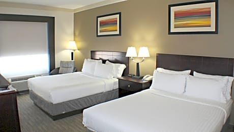Standard Room with Two Queen Beds