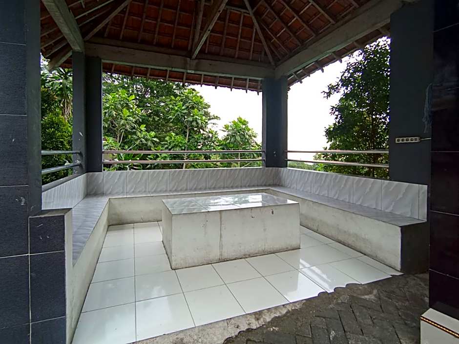 Villa Asia Jaya RedPartner