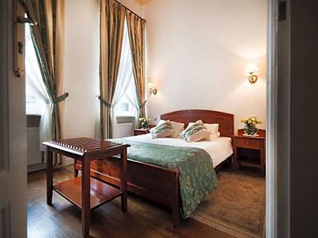 Triple room with two seperate bedrooms