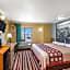 Super 8 by Wyndham Midland