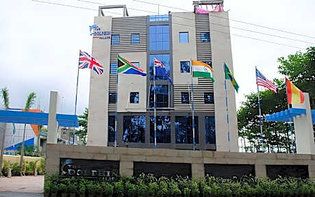 The Dolphin Palace Hotel