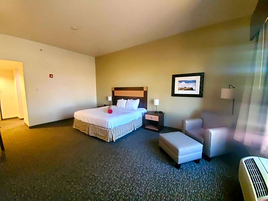 Legacy Inn & Suites