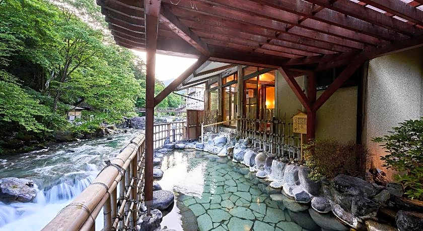 Shima Onsen Toshimaya