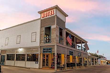 Hotel Whiskey in Pass Christian