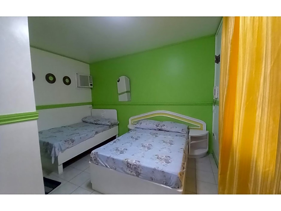 OYO 1048 Jomckayl Apartelle