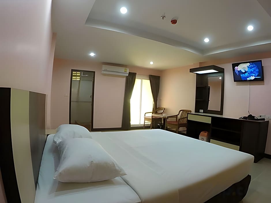 AA Pattaya Ville Hotel
