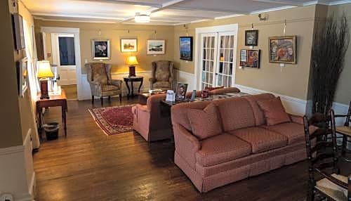 The New London Inn