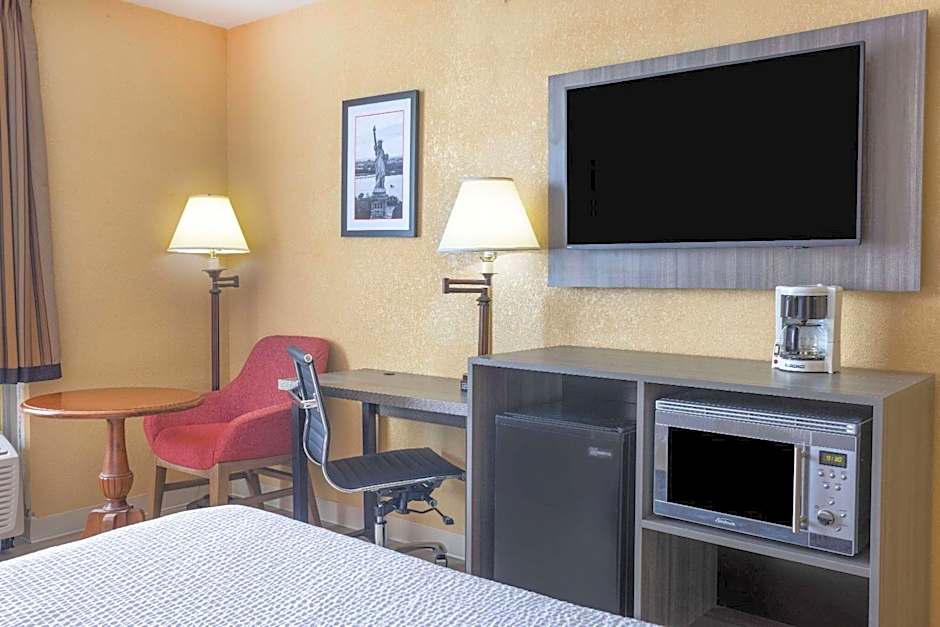 Ramada by Wyndham Rome - Verona