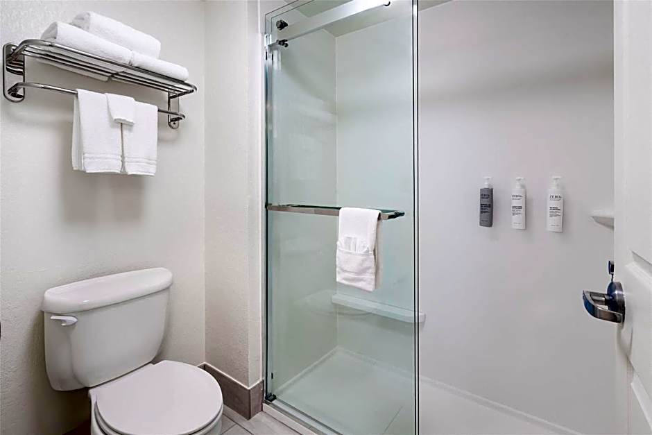 Homewood Suites by Hilton Eatontown