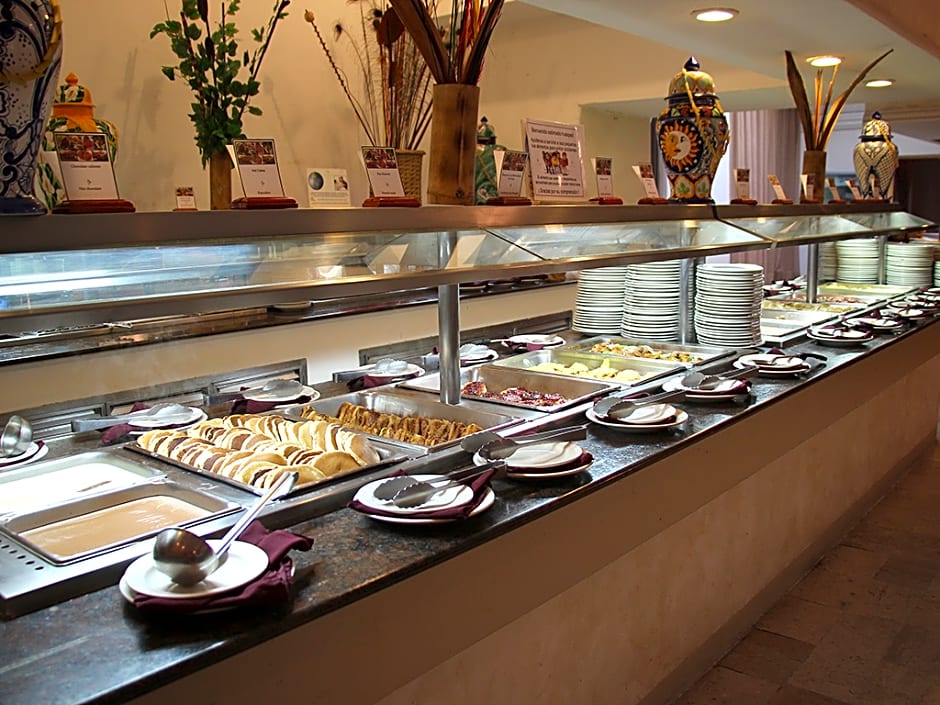 Tesoro Ixtapa Beach Resort