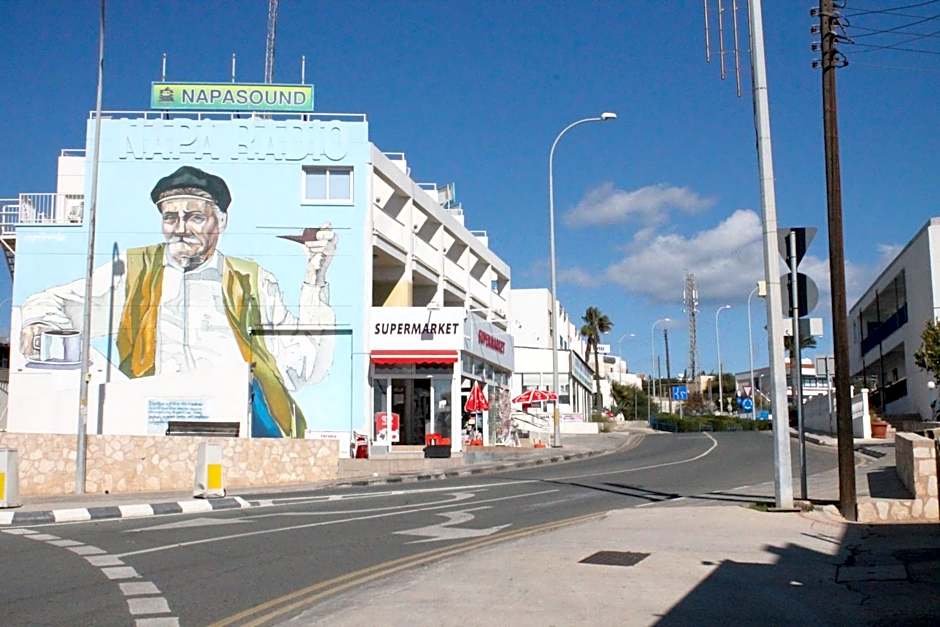 A Maos Hotel Apartments