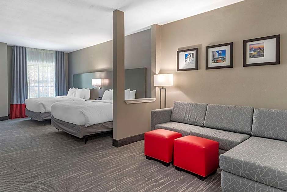 Comfort Inn & Suites