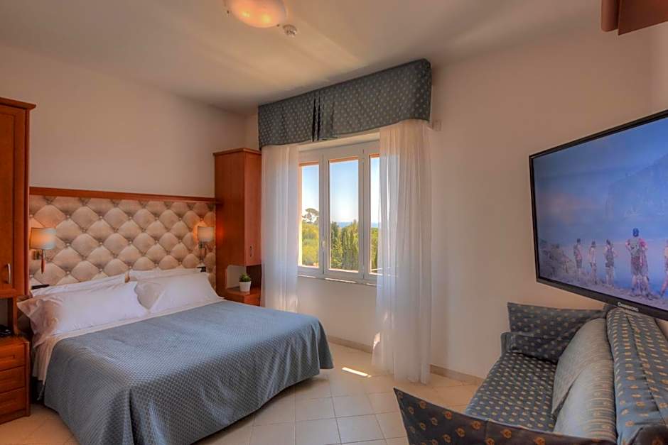 Hotel Noris