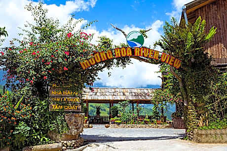 Muong Hoa River View Homestay