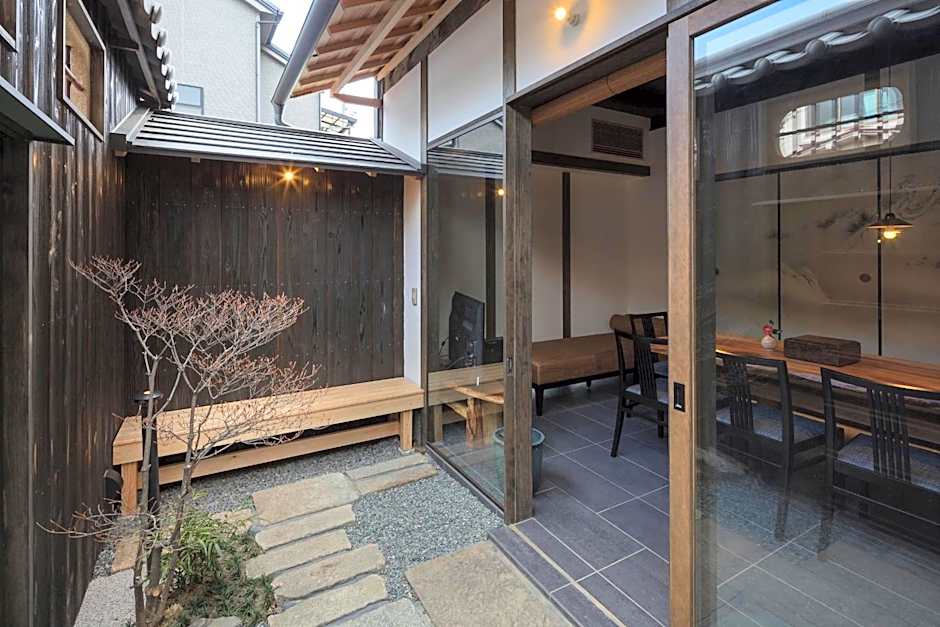 Yoitsubaki Machiya House