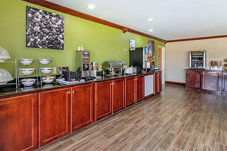 Sleep Inn & Suites Brunswick North