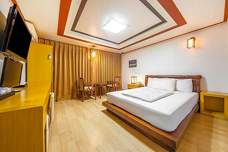 Goodstay Arirang Hotel