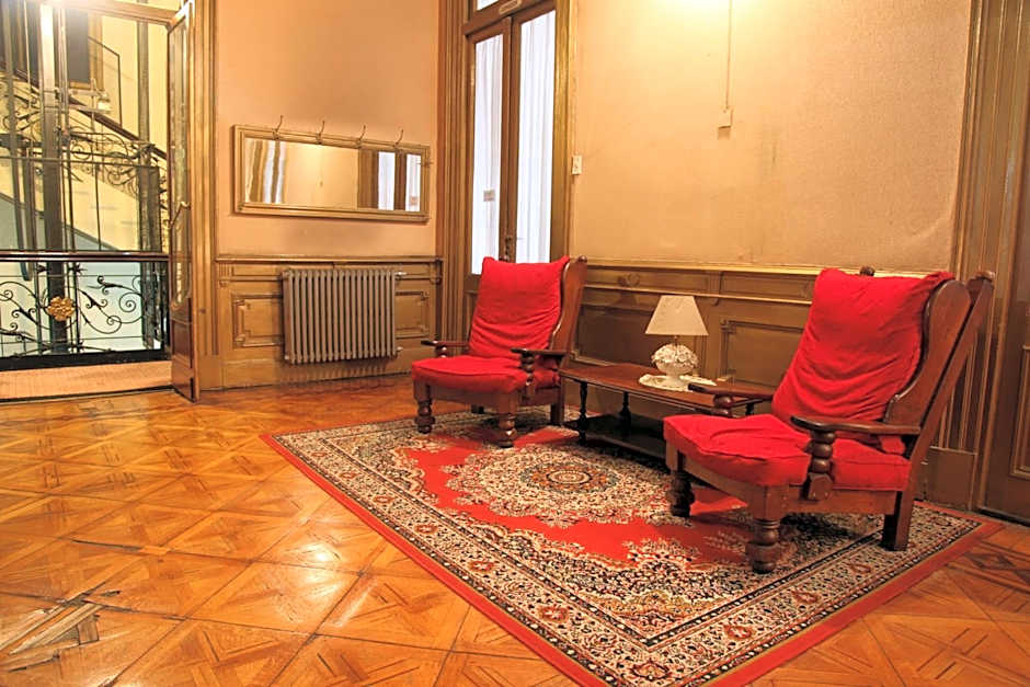 Hotel Reina