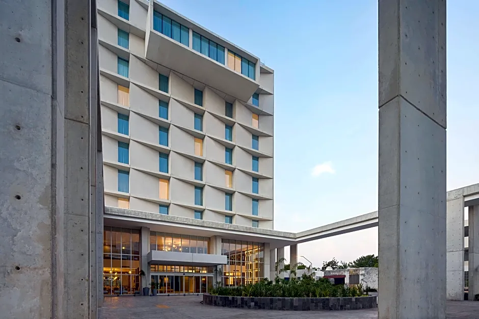 Courtyard by Marriott Merida Downtown
