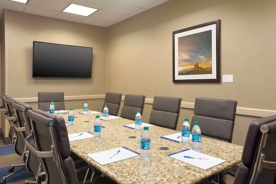 Comfort Inn & Suites Presidential