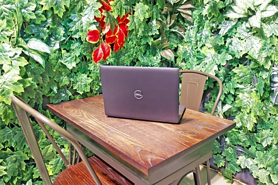 OYO Life 92925 Kost Bu Mala 2 Syariah