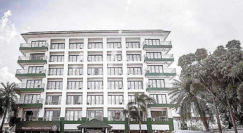 Maneerote Hotel Surin